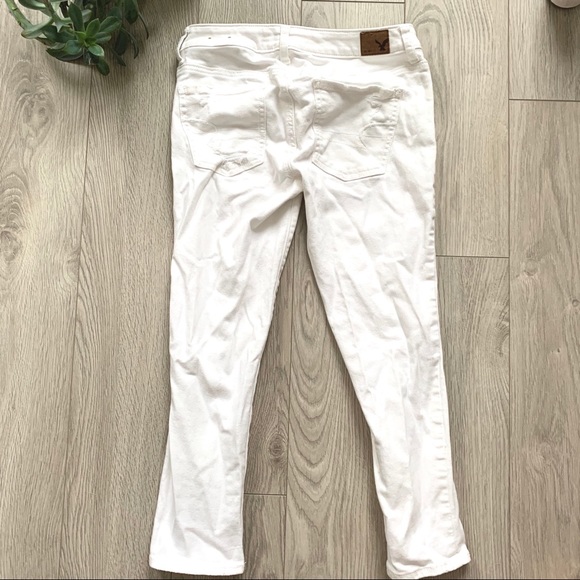 AE- White Distressed Stretch Jegging Crop - Picture 3 of 8